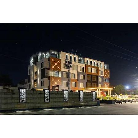 Hotel Shivay President Ujjain Εξωτερικό φωτογραφία