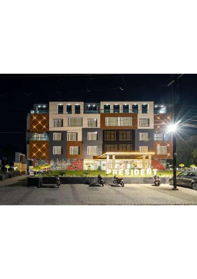 Hotel Shivay President Ujjain Εξωτερικό φωτογραφία