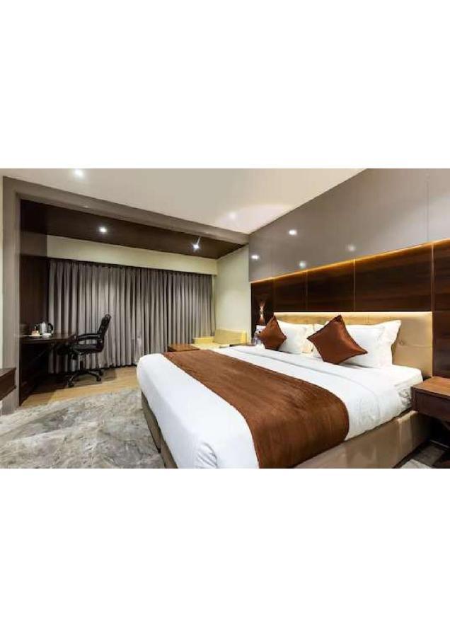 Hotel Shivay President Ujjain Εξωτερικό φωτογραφία